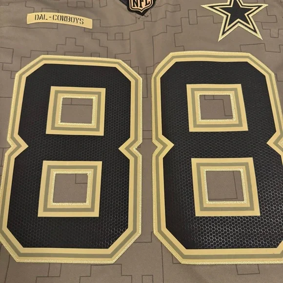 NWT Nike CeeDee Lamb #88 Dallas Cowboys 2021 Salute To Service
